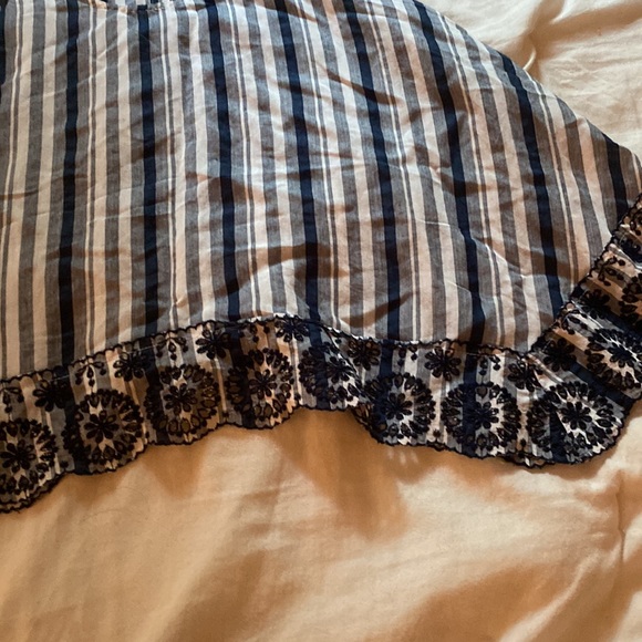 Abercrombie striped lace tank - Picture 2 of 3